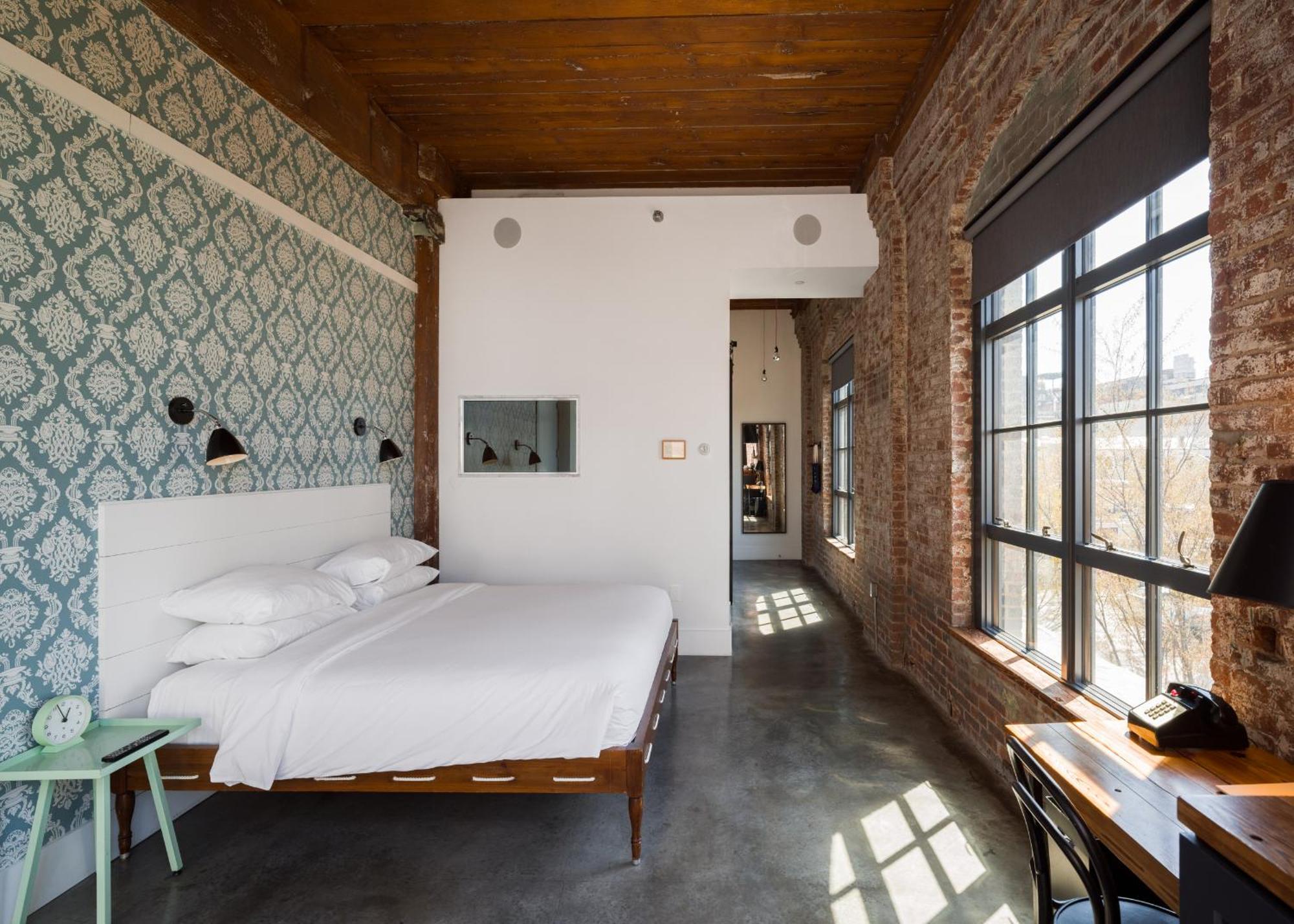 Wythe Hotel New York Exterior photo
