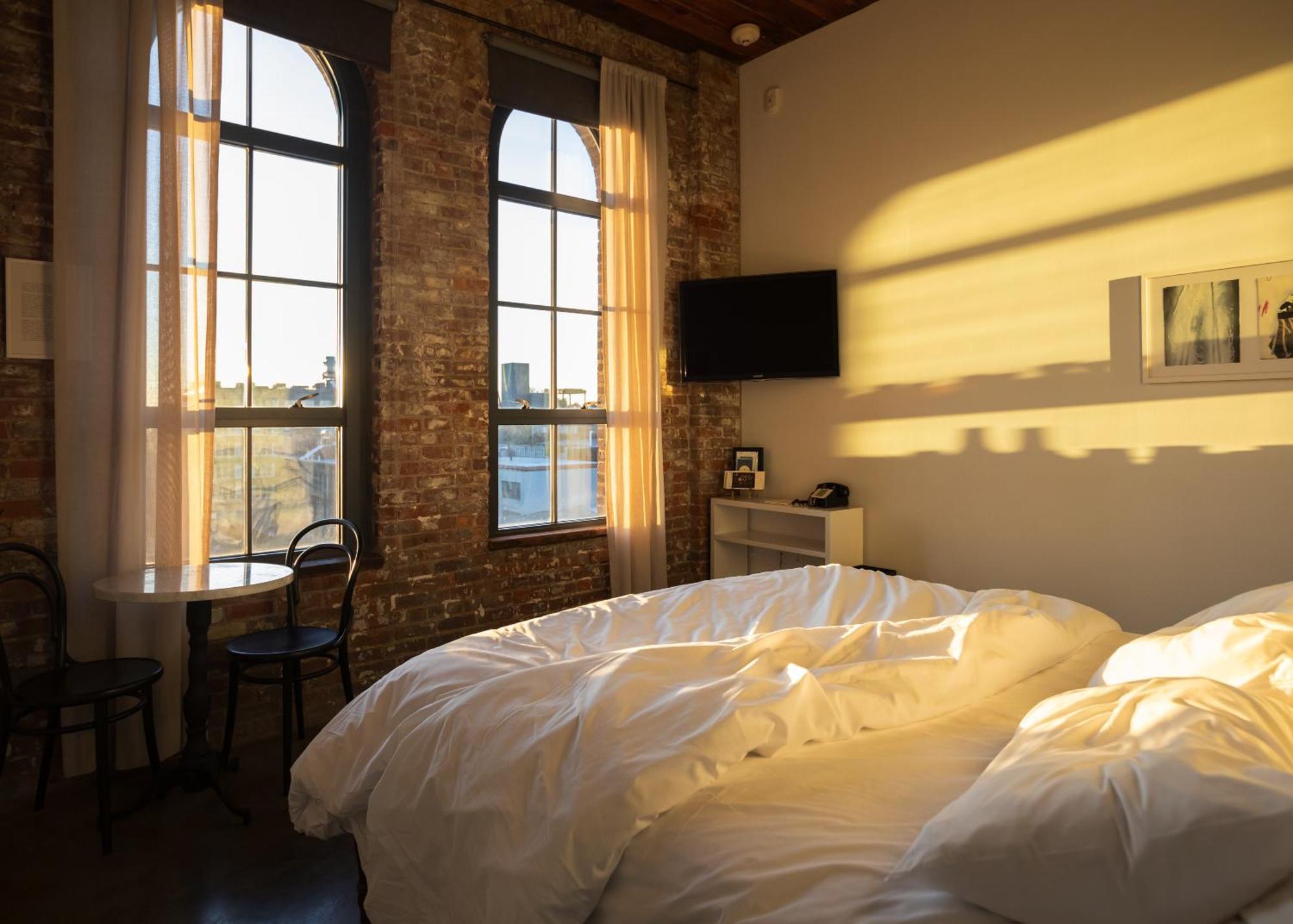 Wythe Hotel New York Exterior photo